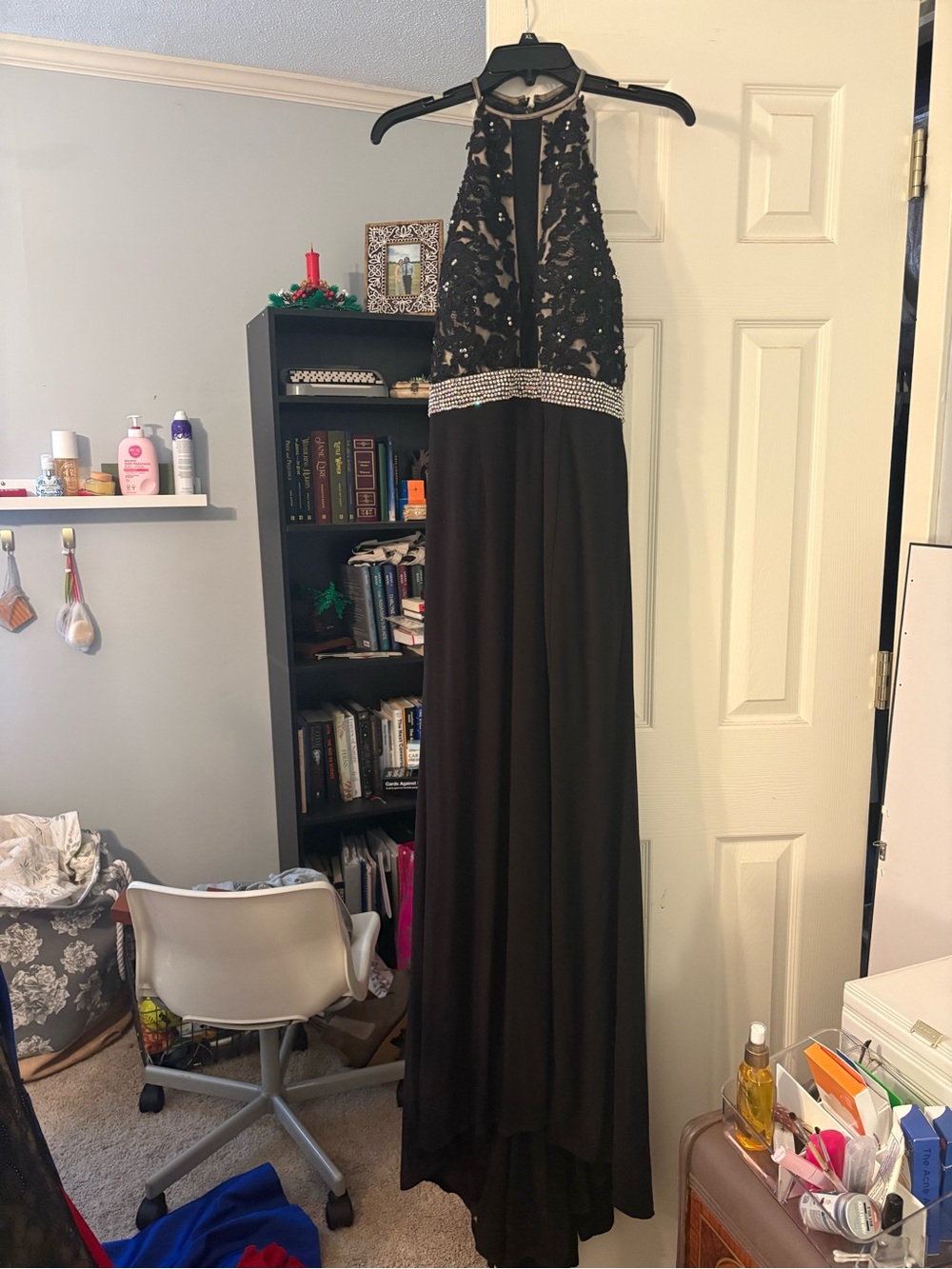 Black prom dress